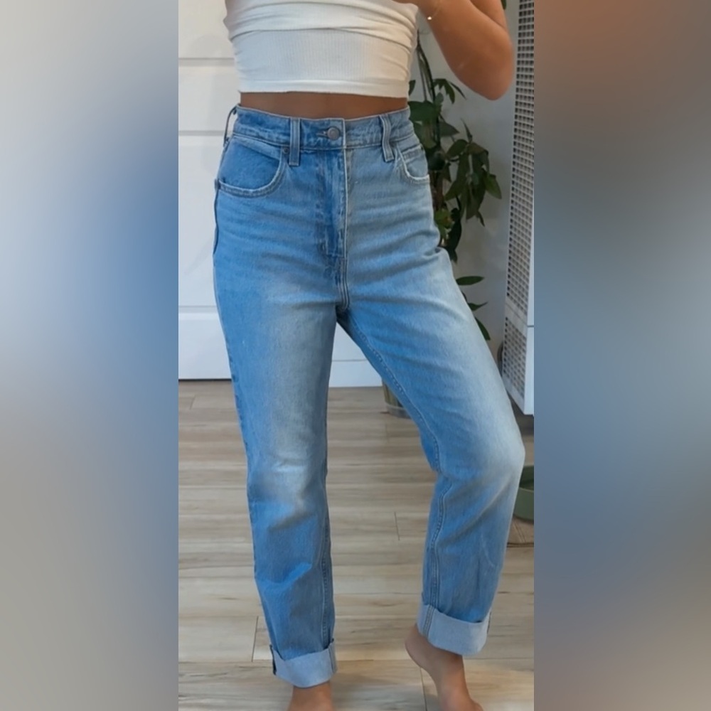 Classic Blue Women's Levi’s Jeans